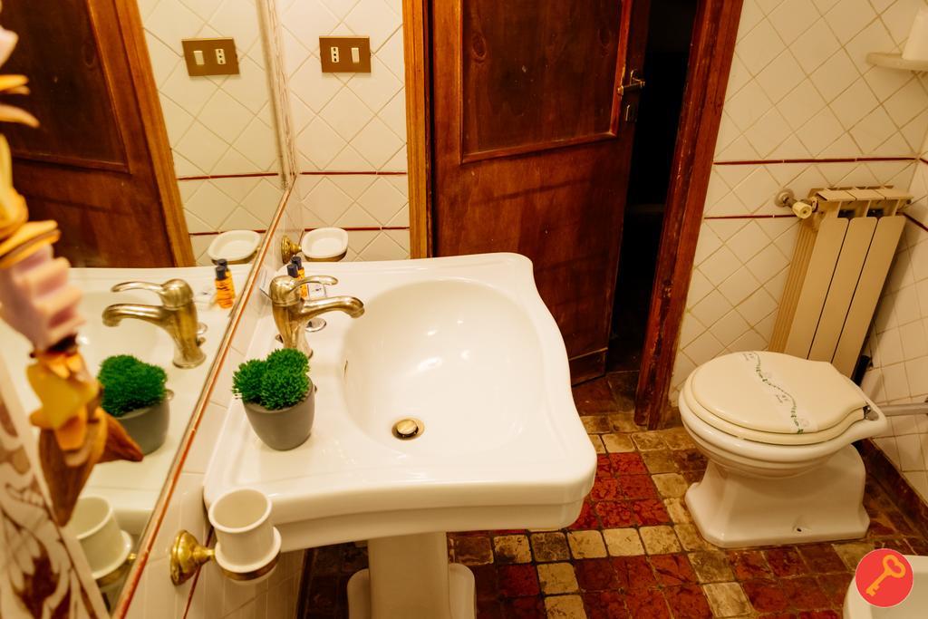 Gorgeous House Trastevere Rome Bagian luar foto